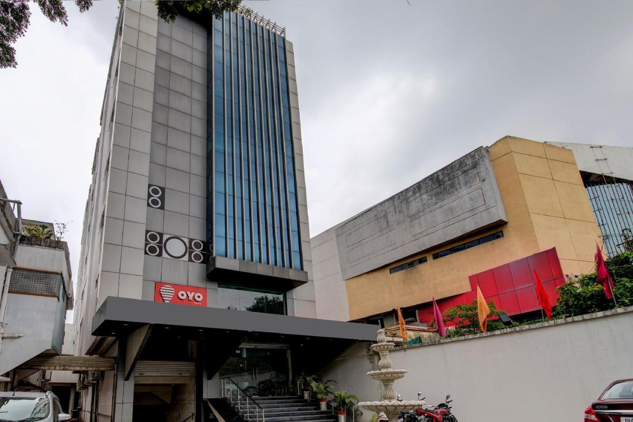 Oyo 1545 Hotel Shivani International อาเมดาบัด ภายนอก รูปภาพ